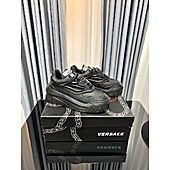 US$126.00 Versace shoes for MEN #533921