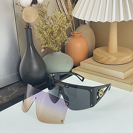 Versace AAA+ Sunglasses #541226 replica