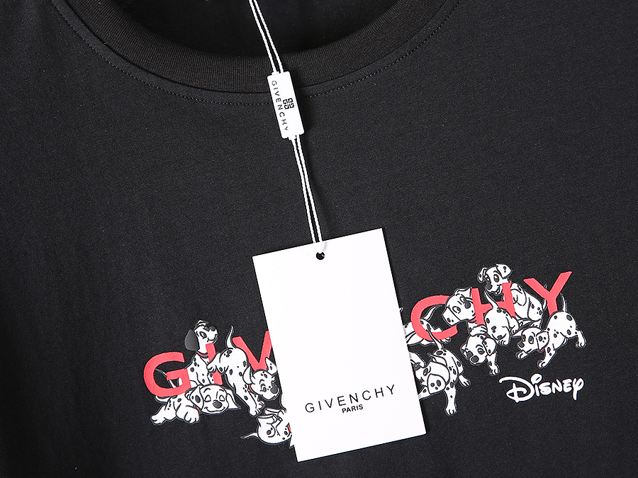 Givenchy T-shirts for MEN #539110 replica