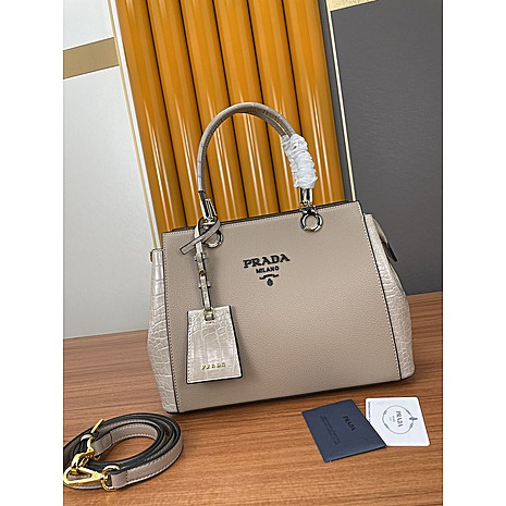 Prada AAA+ Handbags #545135 replica