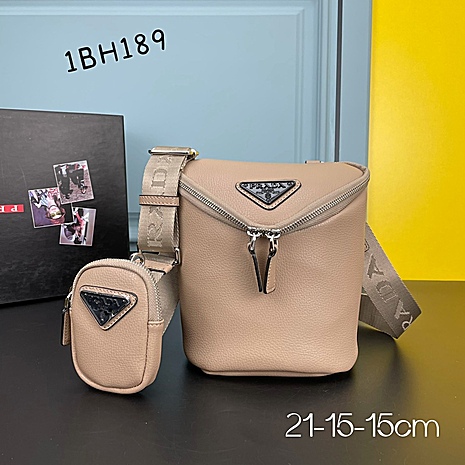 Prada AAA+ Handbags #545159 replica