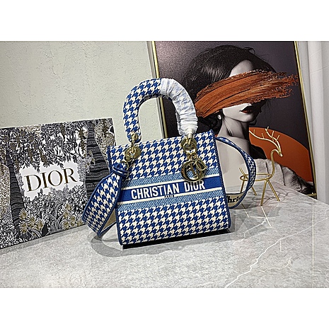Dior AAA+ Handbags #545197 replica