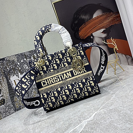 Dior AAA+ Handbags #545209 replica