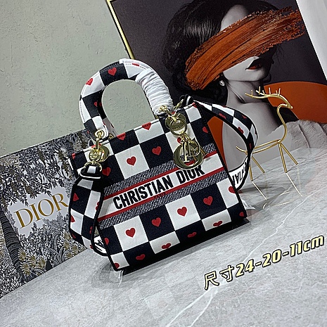 Dior AAA+ Handbags #545214 replica
