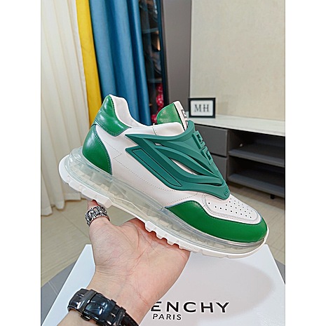 Givenchy Shoes for MEN #546480 replica