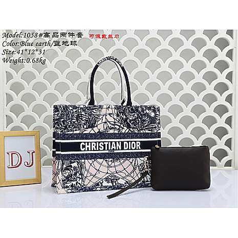 Dior Handbags #547973 replica