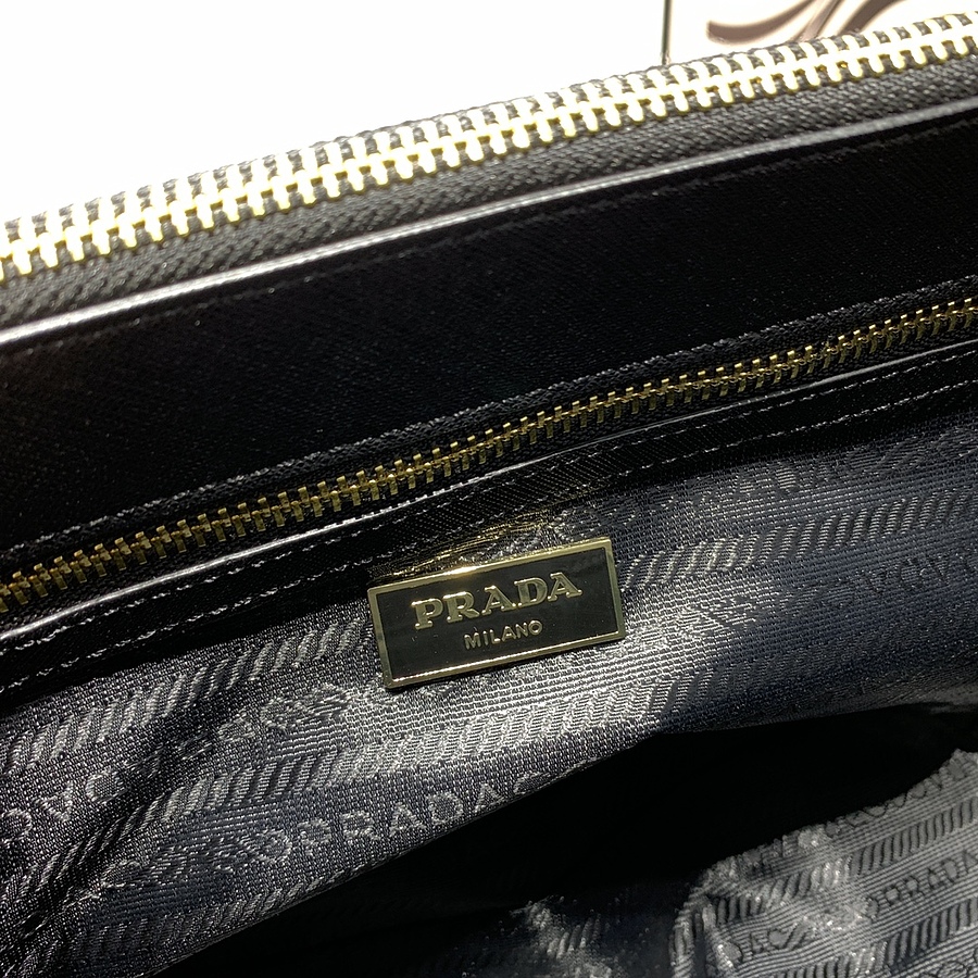 Prada AAA+ Handbags #547139 replica