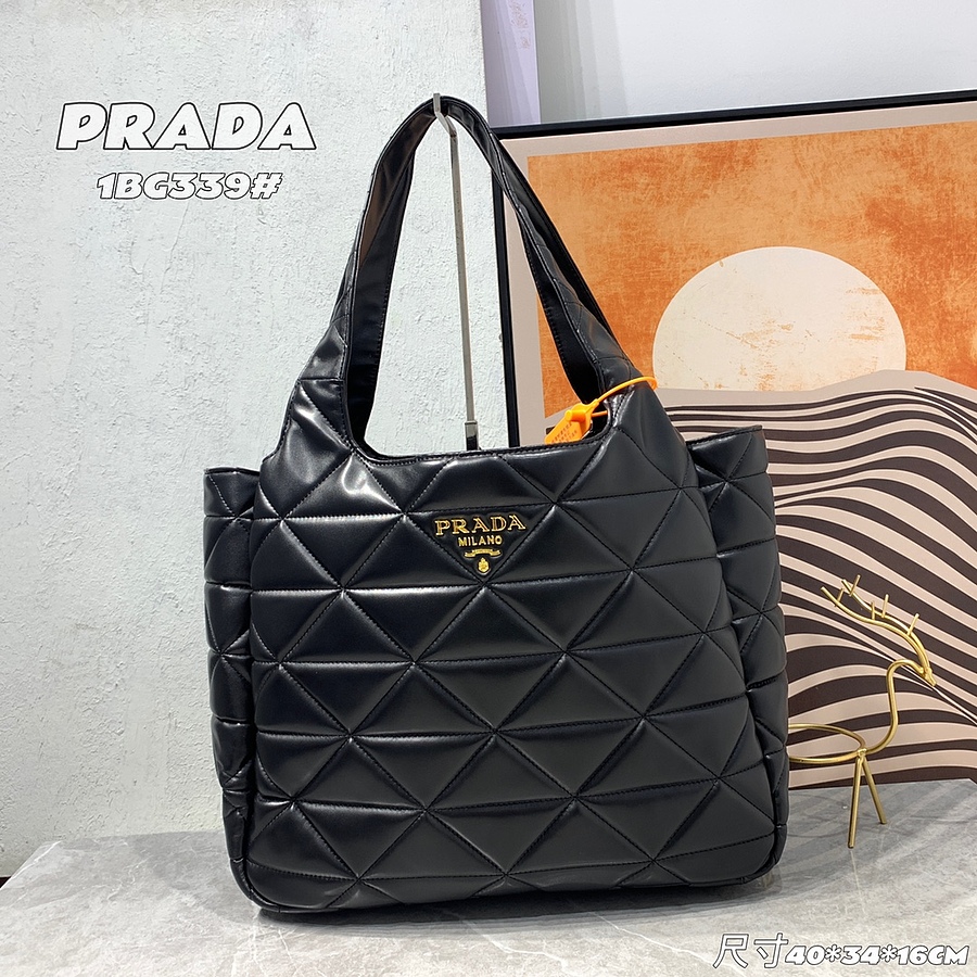 Prada AAA+ Handbags #547149 replica
