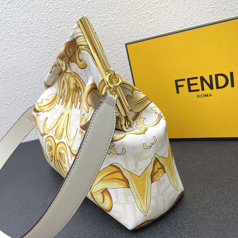 Fendi AAA+ Handbags #547159 replica