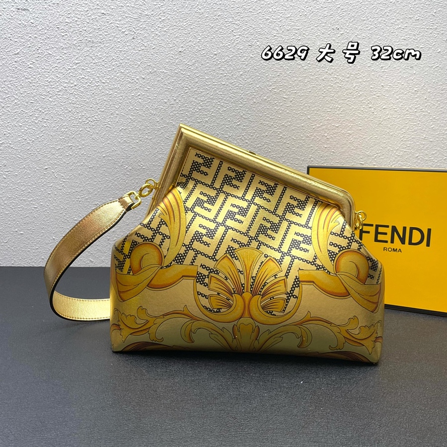 Fendi AAA+ Handbags #547160 replica