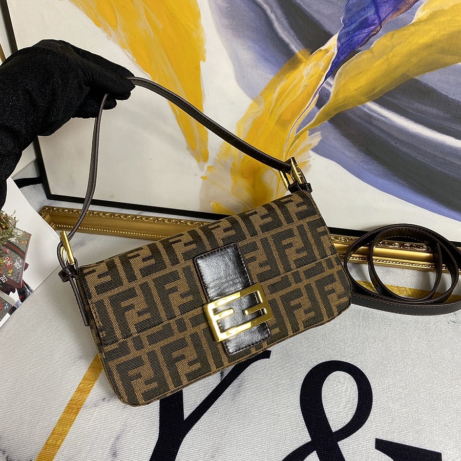 Fendi AAA+ Handbags #547162 replica