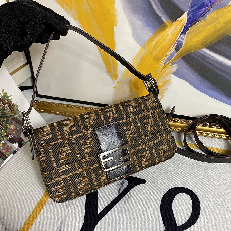 Fendi AAA+ Handbags #547163 replica