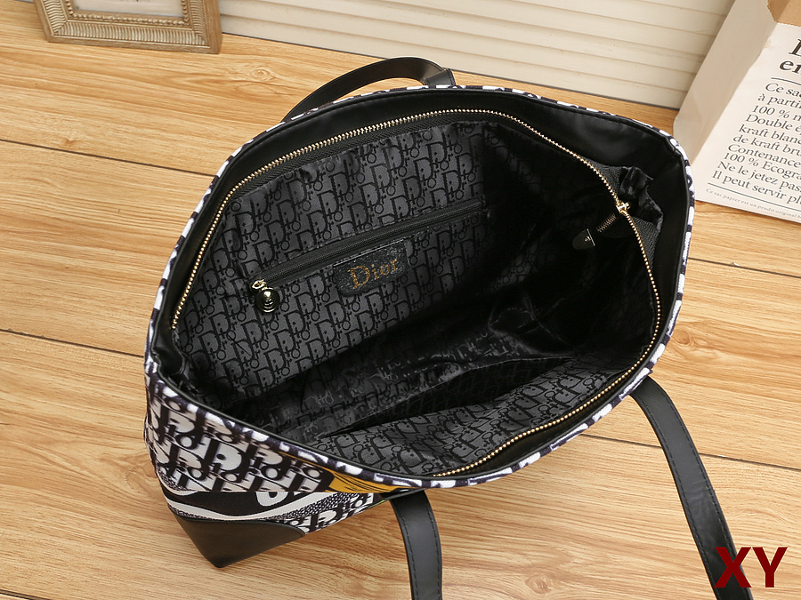 Dior Handbags #547512 replica