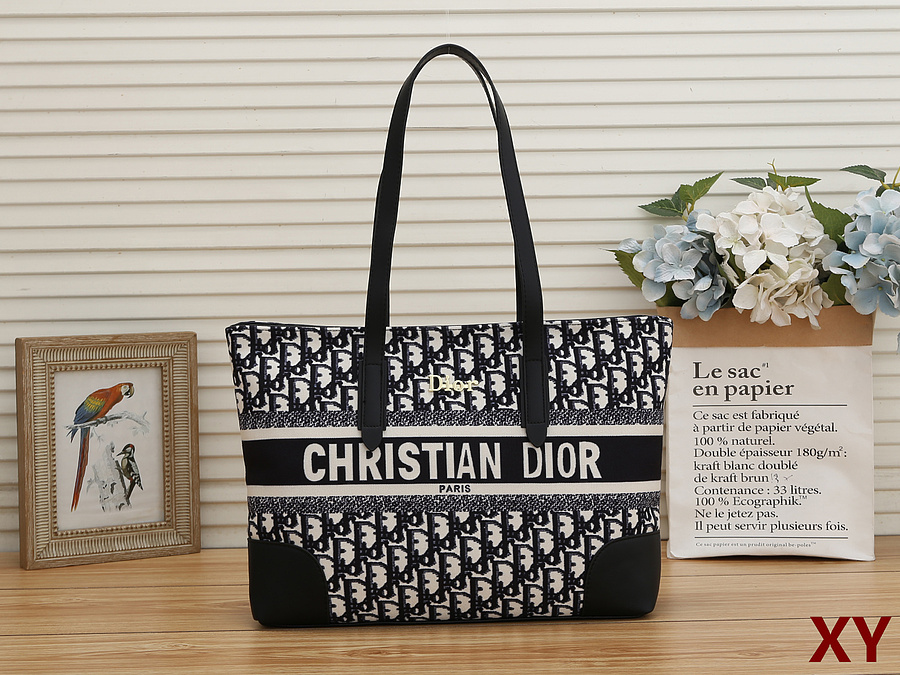 Dior Handbags #547520 replica