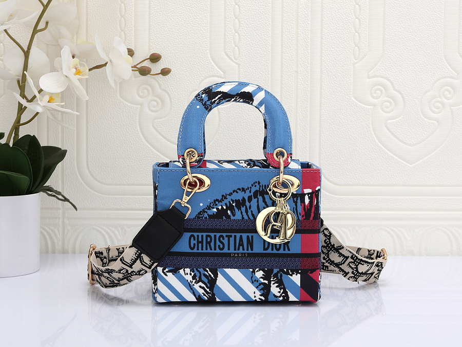 Dior Handbags #547525 replica