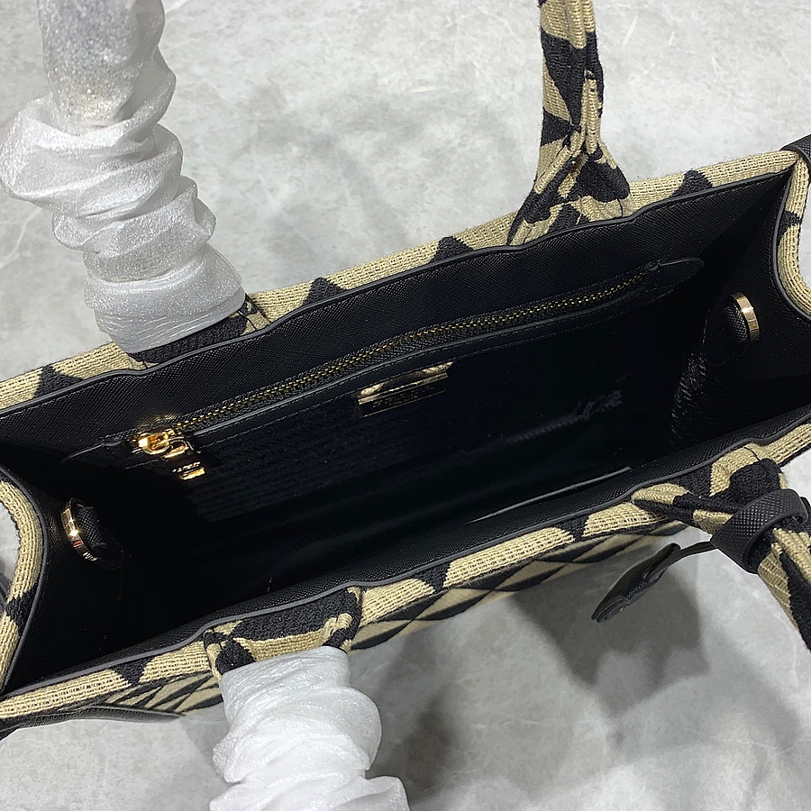 Prada AAA+ Handbags #547684 replica