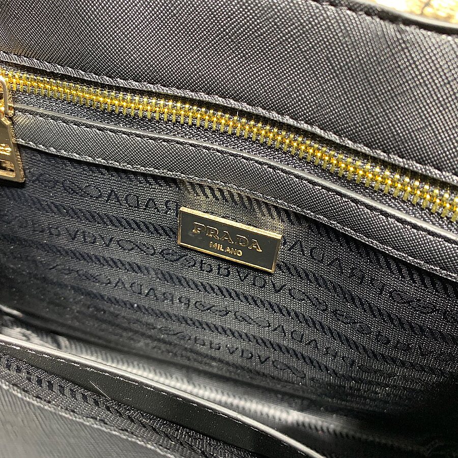 Prada AAA+ Handbags #547684 replica