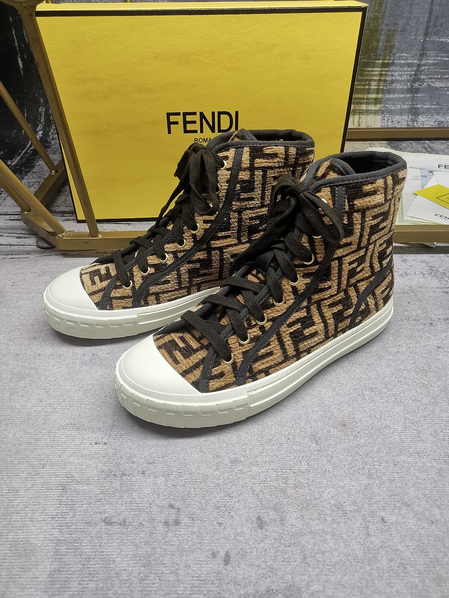 Fendi shoes for Men #550360 replica