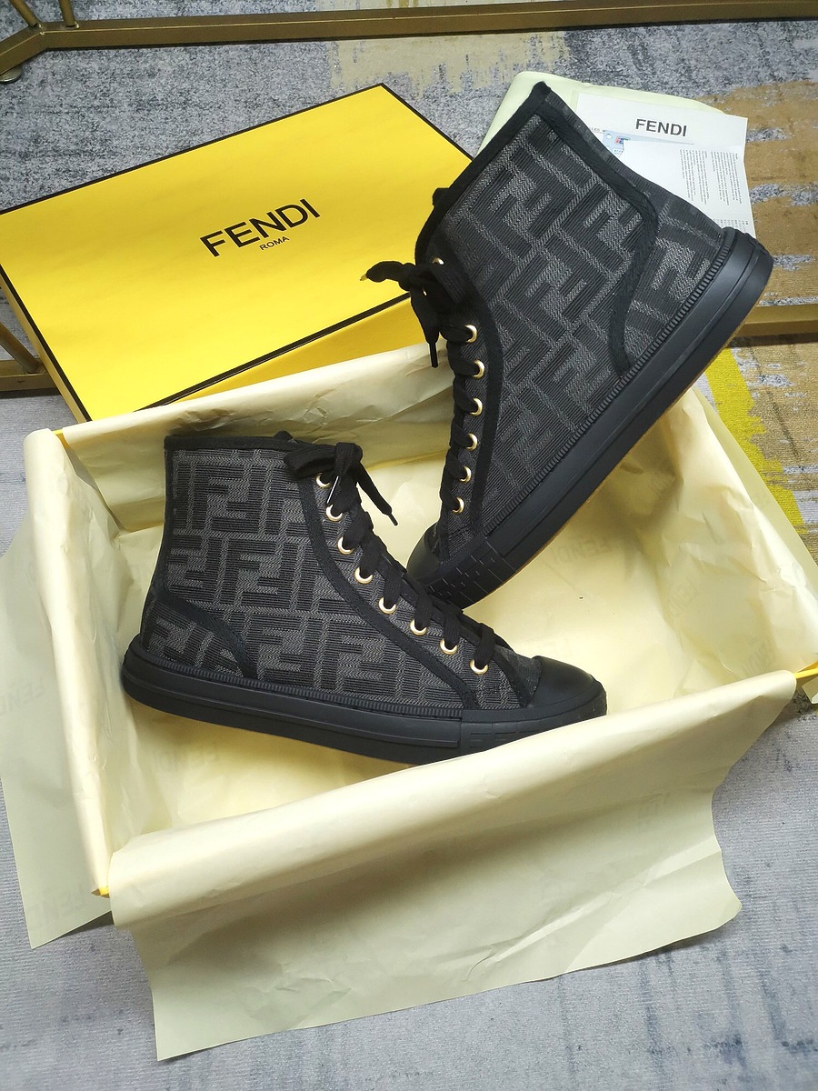 Fendi shoes for Men #550363 replica