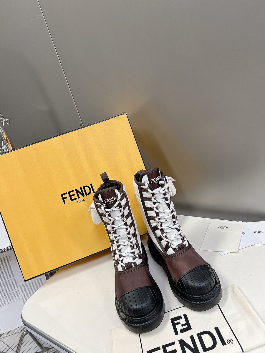 Fendi shoes for Women #550768 replica