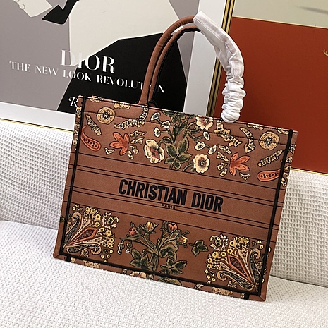 Dior AAA+ Handbags #552889 replica