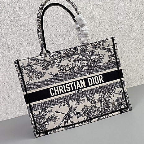 Dior AAA+ Handbags #552915 replica