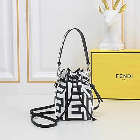 Fendi AAA+ Handbags #554077 replica