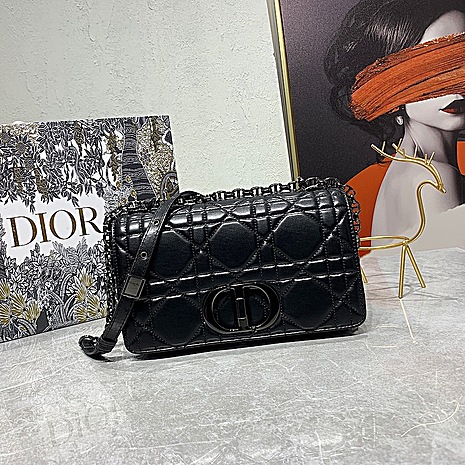 Dior AAA+ Handbags #556191 replica