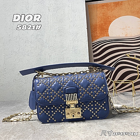 Dior AAA+ Handbags #556196 replica