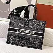 US$84.00 Dior AAA+ Handbags #552892