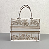 US$84.00 Dior AAA+ Handbags #552921