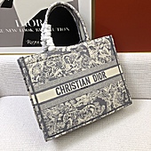 US$84.00 Dior AAA+ Handbags #552931