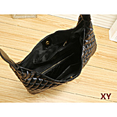 US$33.00 YSL Handbags #553567