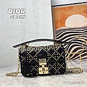US$103.00 Dior AAA+ Handbags #556195