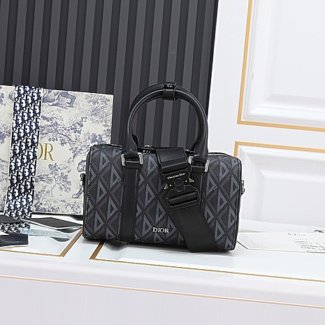 Dior AAA+ Handbags #560081 replica