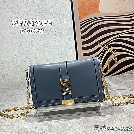 versace AAA+ Handbags #562007 replica