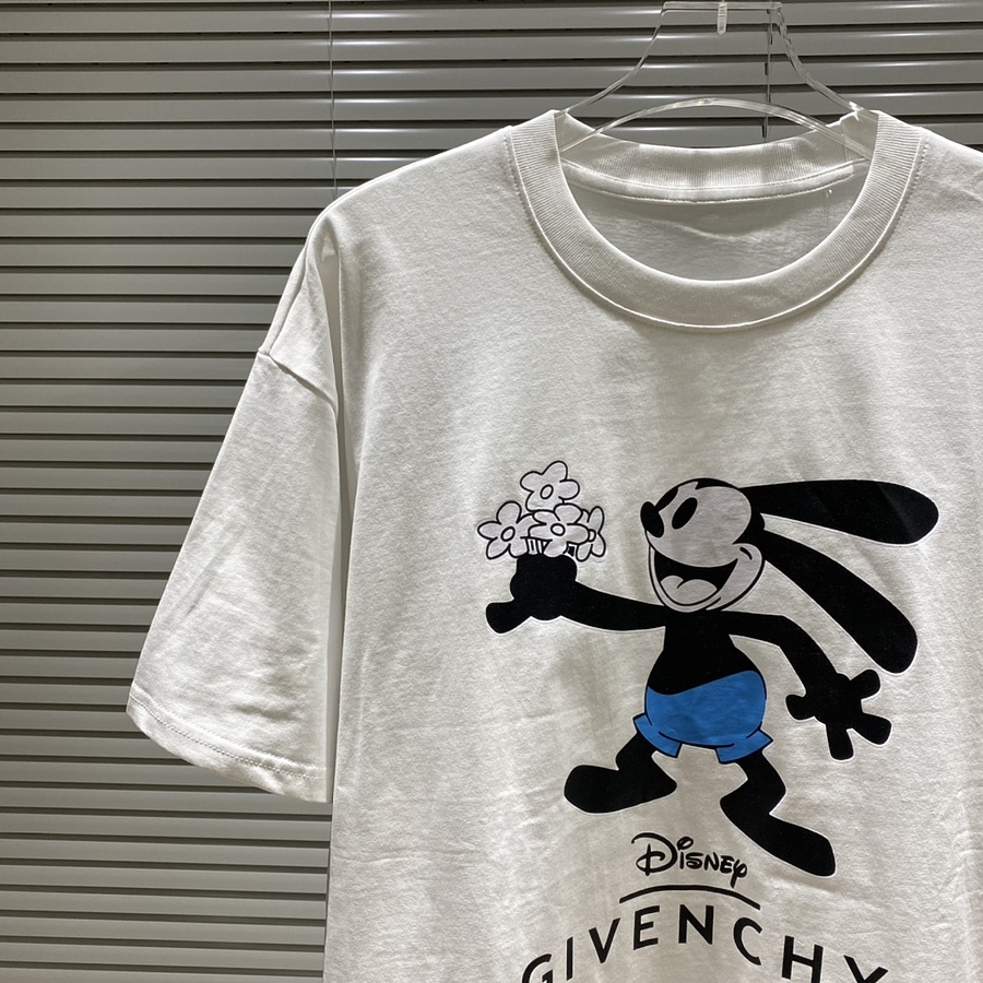 Givenchy T-shirts for MEN #560871 replica