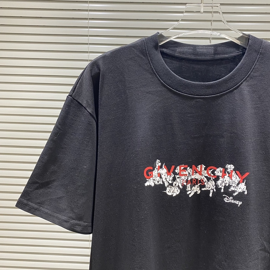 Givenchy T-shirts for MEN #560872 replica