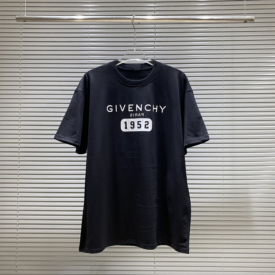 Givenchy T-shirts for MEN #560876 replica