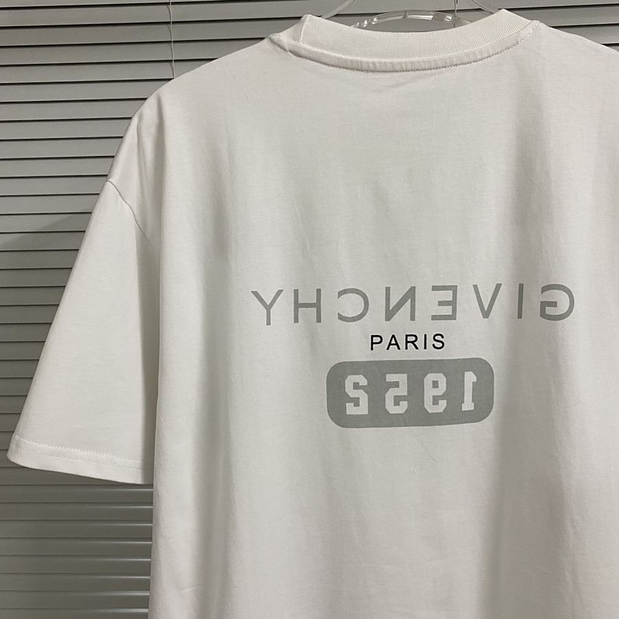 Givenchy T-shirts for MEN #560877 replica