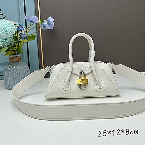 Givenchy AAA+ Handbags #563987 replica