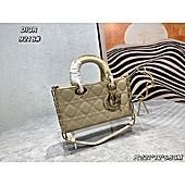 US$111.00 Dior AAA+ Handbags #563922