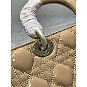 US$111.00 Dior AAA+ Handbags #563924