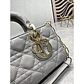US$111.00 Dior AAA+ Handbags #563926