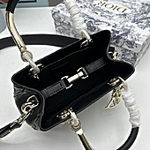US$126.00 Dior AAA+ Handbags #563935