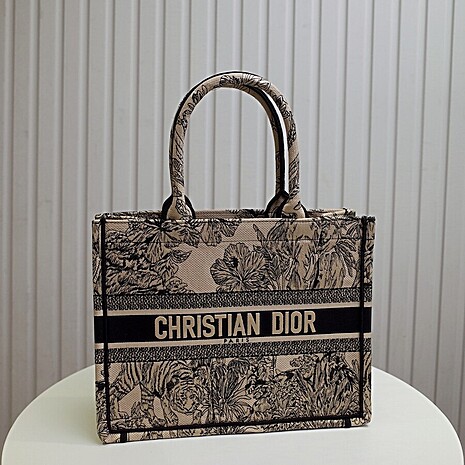 US$191.00 Dior Original Samples Handbags #567466