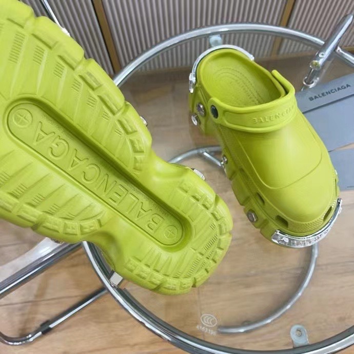 Balenciaga shoes for Balenciaga Slippers for Women #566187 replica