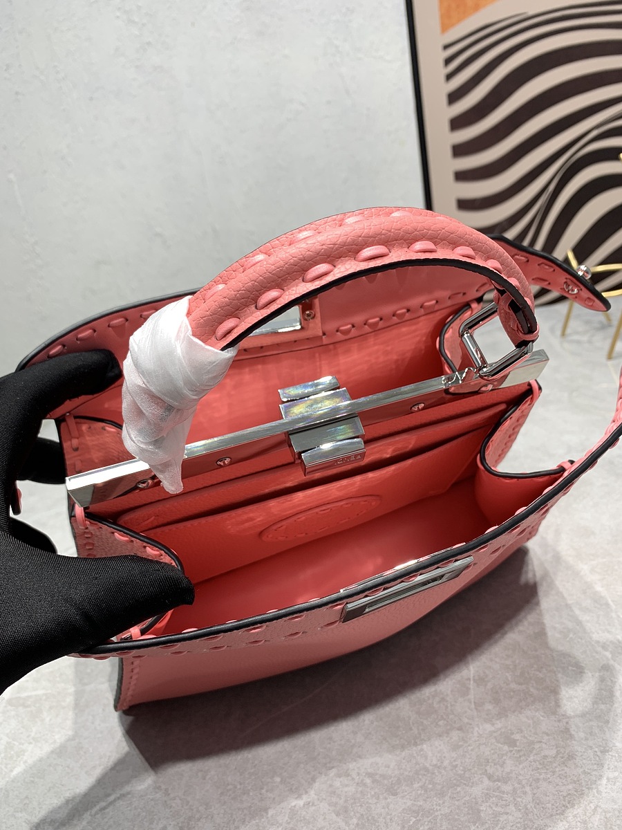 Fendi AAA+ Handbags #567421 replica