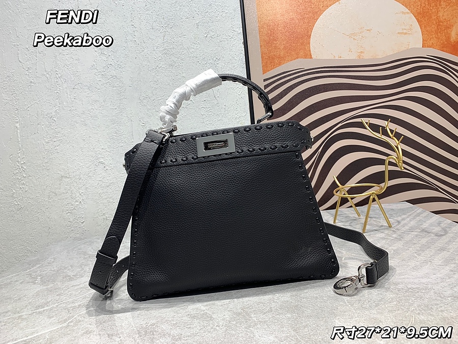 Fendi AAA+ Handbags #567423 replica
