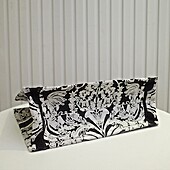 US$191.00 Dior Original Samples Handbags #567470